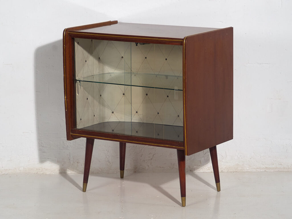 Vitrine de style milieu de siècle (c.1950)
