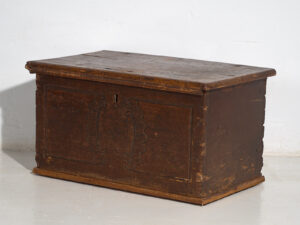 Baúl antiguo de madera maciza fechado Año 1836 #13