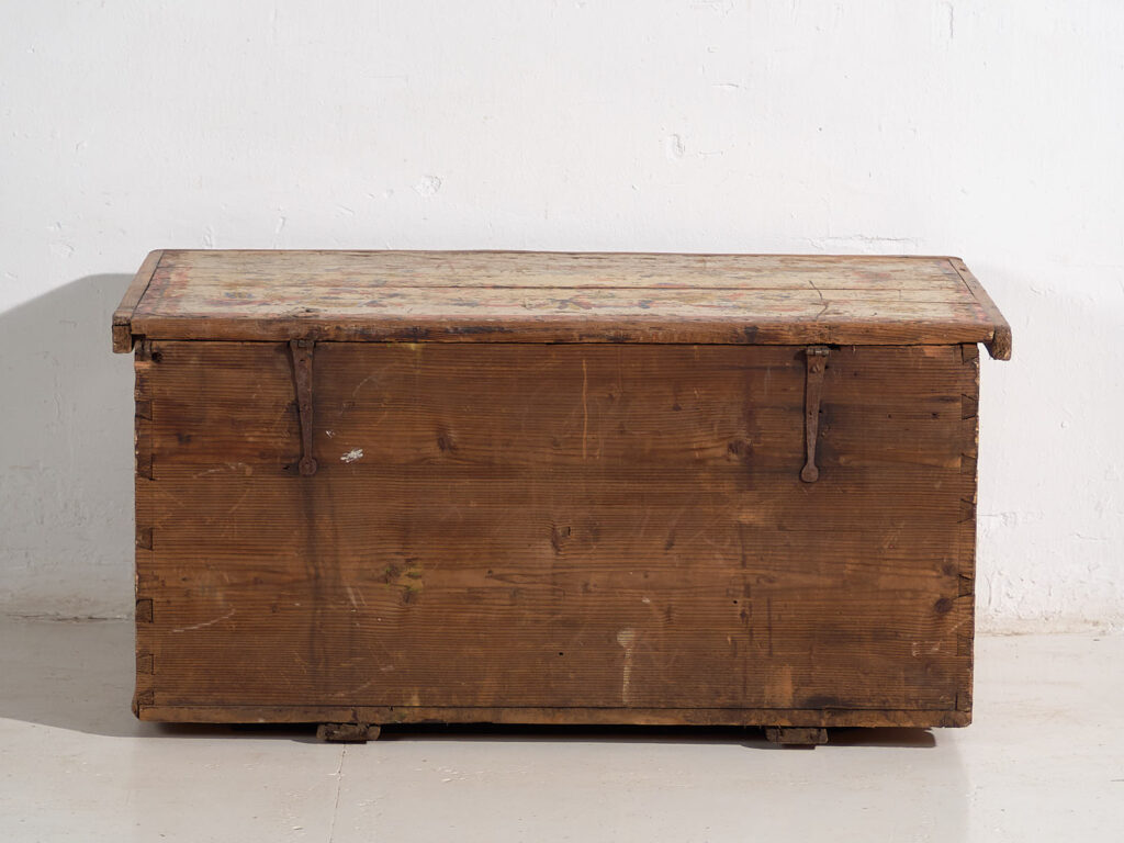 Antique hand painted folk style trunk (c.1880) #14