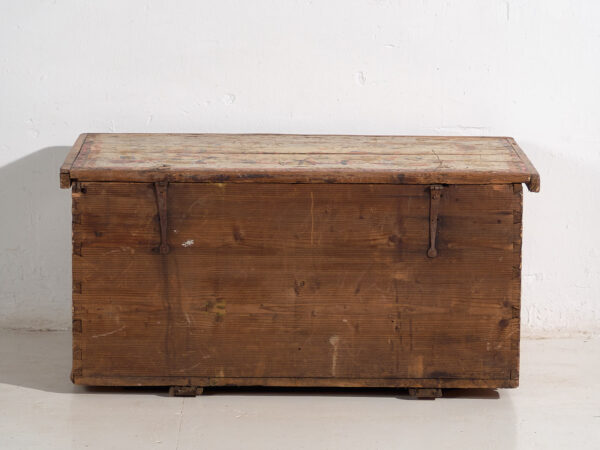 Antiguo baúl pintado a mano de estilo folclórico (c.1880) #14