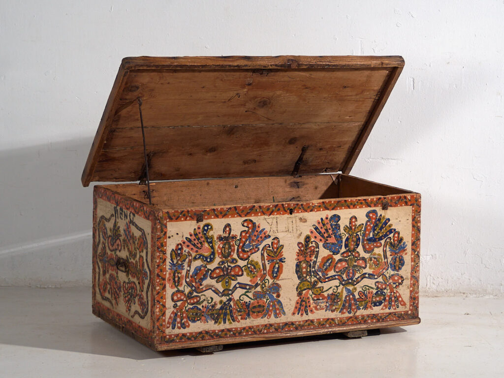 Antique hand painted folk style trunk (c.1880) #14