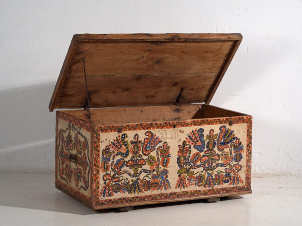 Antiguo baúl pintado a mano de estilo folclórico (c.1880) #14
