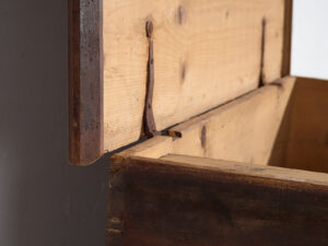 Antiguo baúl de almacenaje fechado Año 1861 #23