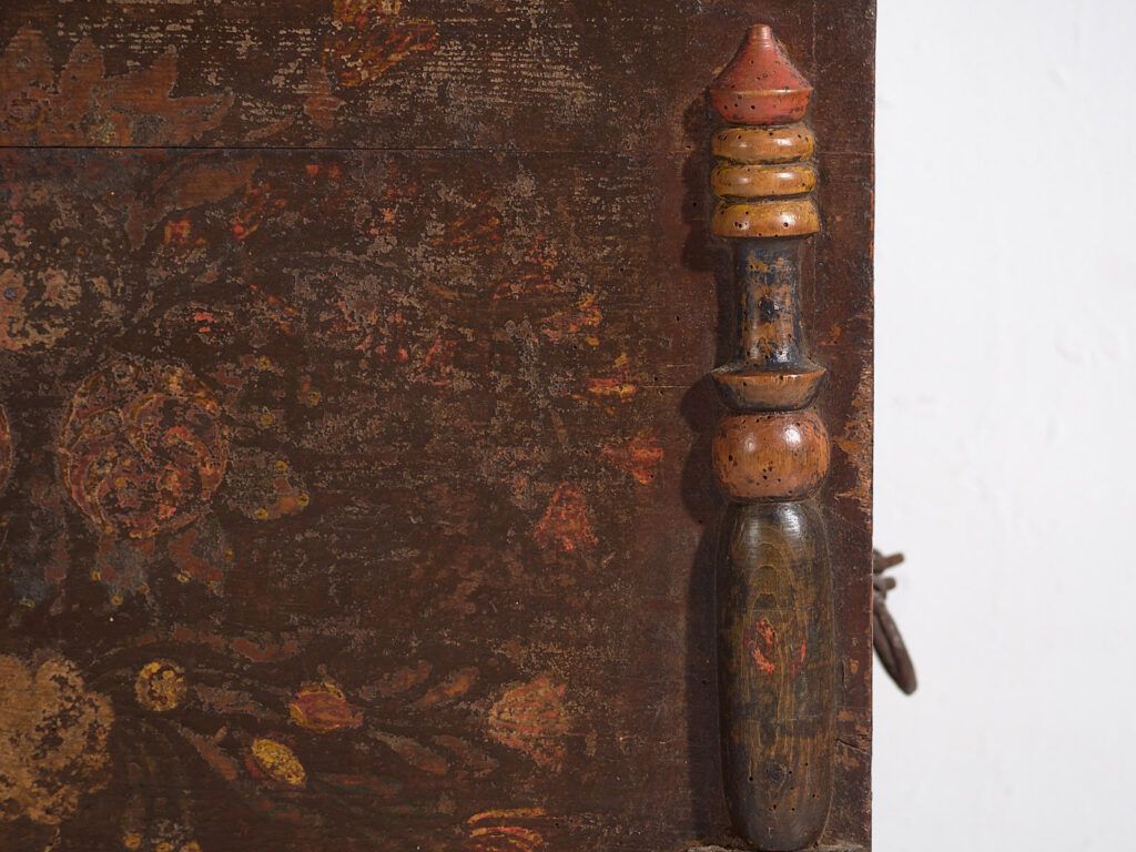 Antiguo baúl de almacenaje fechado Año 1861 #23