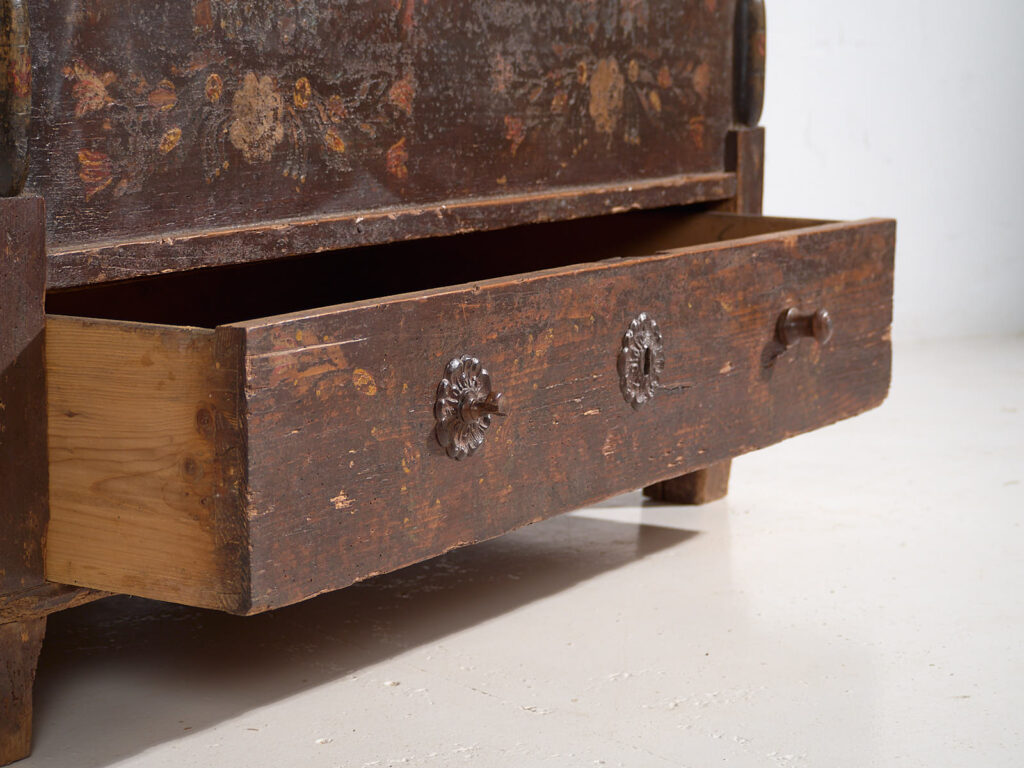 Antiguo baúl de almacenaje fechado Año 1861 #23