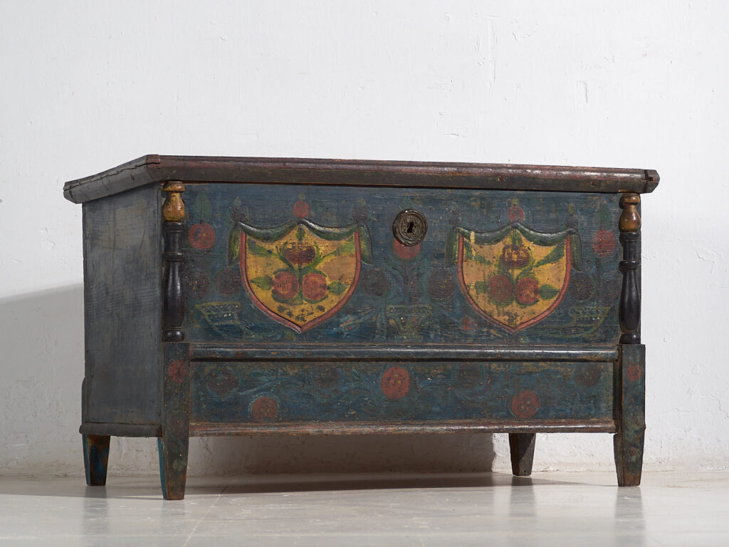 Malle ancienne peint à la main - Europe centrale (vers 1850)