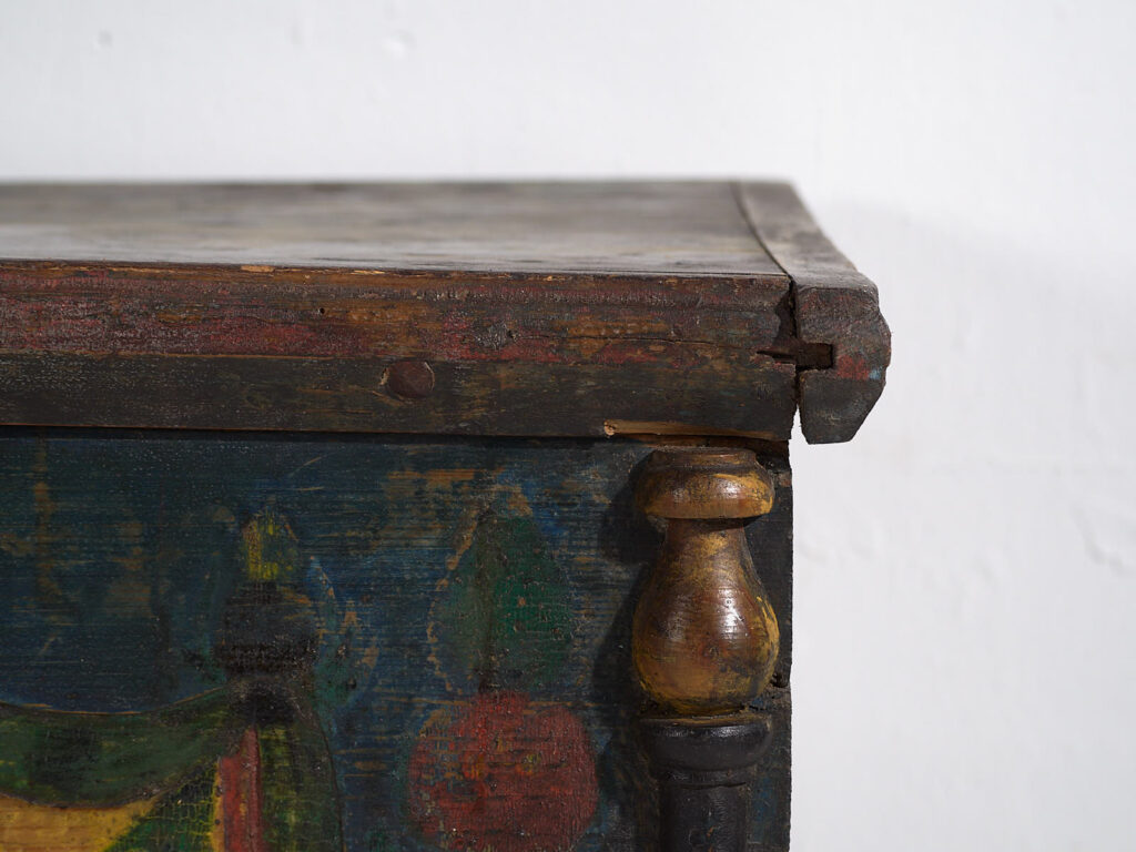 Malle ancienne peint à la main - Europe centrale (vers 1850)