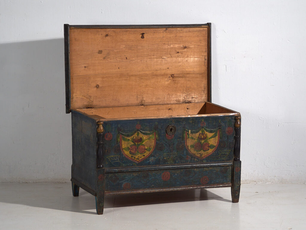 Malle ancienne peint à la main - Europe centrale (vers 1850)