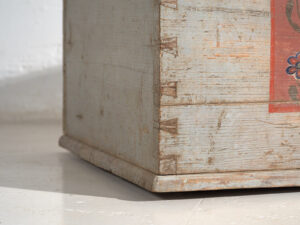 Antique gray trunk with floral details dated 1878 #26