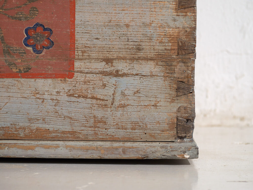 Antique gray trunk with floral details dated 1878 #26