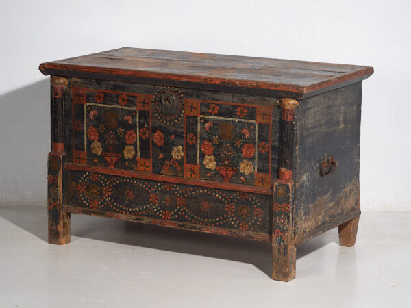 Arcón pintado antiguo (c.1870) #28
