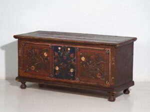 Antiguo arcón pintado con detalles florales (Año 1870) #32