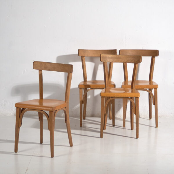 Sillas vintage de madera curvada (c.1940). Conjunto de 4 piezas #1