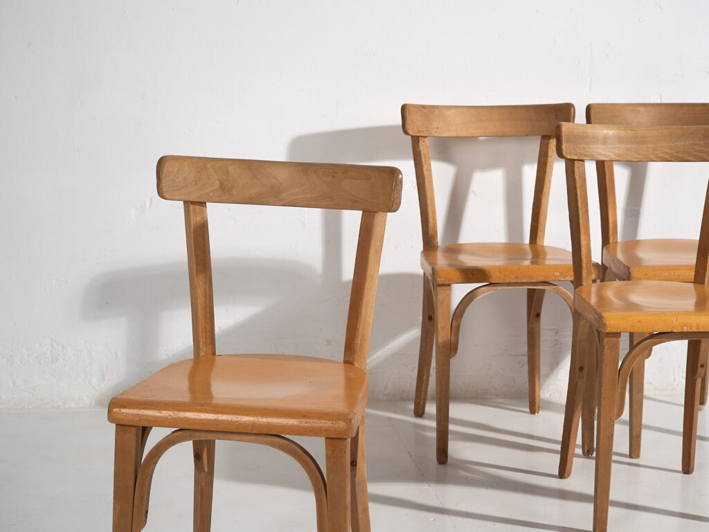 Sillas vintage de madera curvada (c.1940). Conjunto de 4 piezas #1