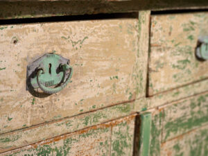 Ancienne commode de chambre avec tons verts (c.1920) #8