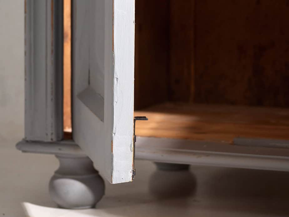 Antigua cómoda para salón de dos puertas (c.1920) #15