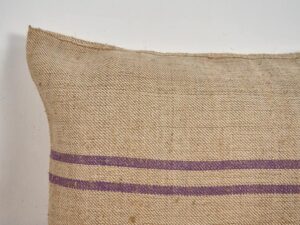 Cojines de lino antiguo de rayas color lila