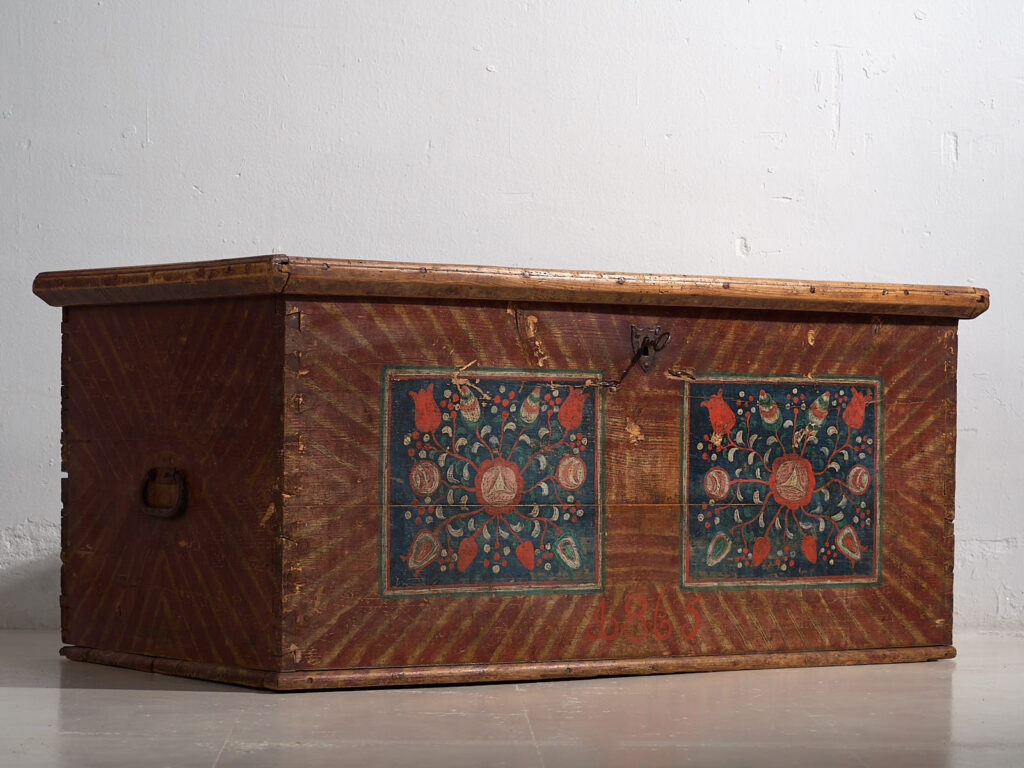 Baúl de almacenaje antiguo con motivos florales (c.1865) #14