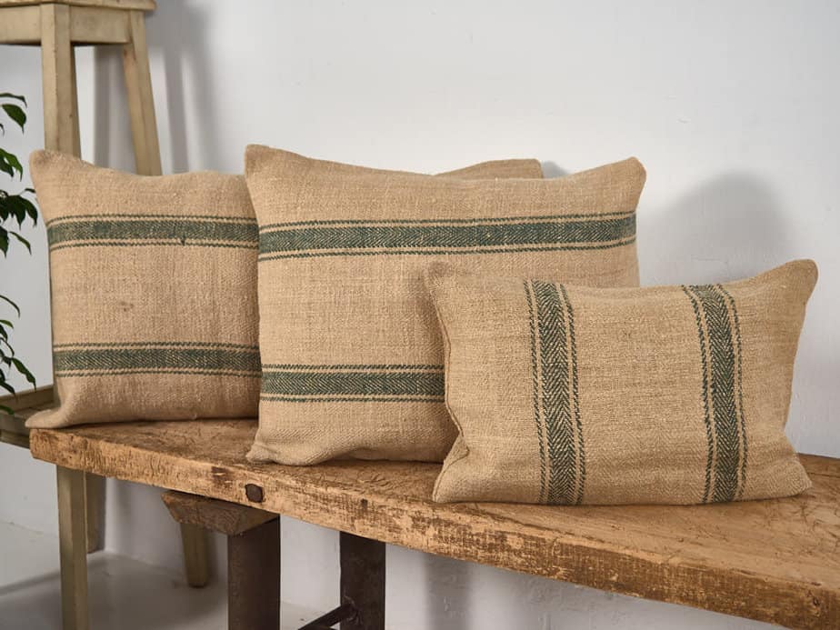 Cojín de lino antiguo de rayas color verde