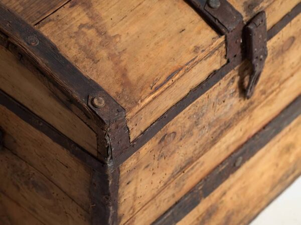 Cofre antiguo de madera lavada (c.1900) #43