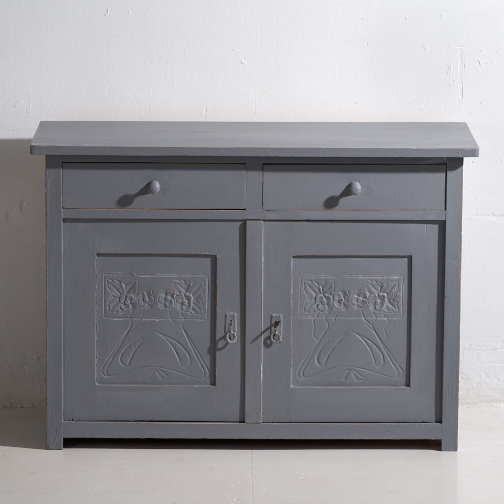 Cómoda antigua de dos puertas (c.1920) #3