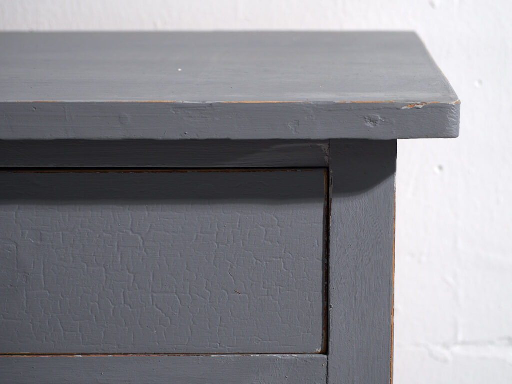 Cómoda antigua de dos puertas (c.1920) #3