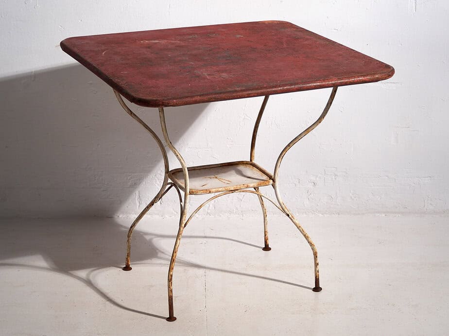 Mesa roja antigua para jardín (c.1920) #2