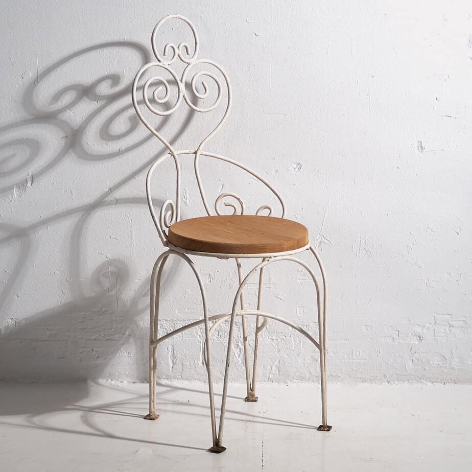 Sillas blancas de jardín antiguas (c.1920). Conjunto de 4 piezas