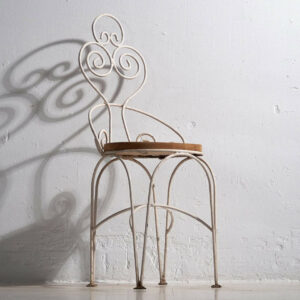 Sillas blancas de jardín antiguas (c.1920). Conjunto de 4 piezas