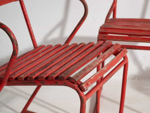 Sillas rojas antiguas para jardín (c.1920). Conjunto de 4 piezas #37