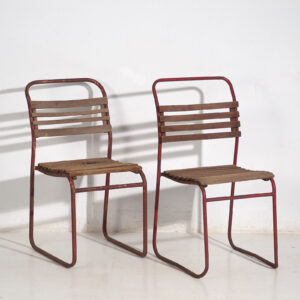 Sillas rojas de jardín antiguas (c.1920). Conjunto de 2 piezas #16