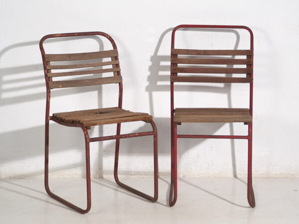 Sillas rojas de jardín antiguas (c.1920). Conjunto de 2 piezas #16