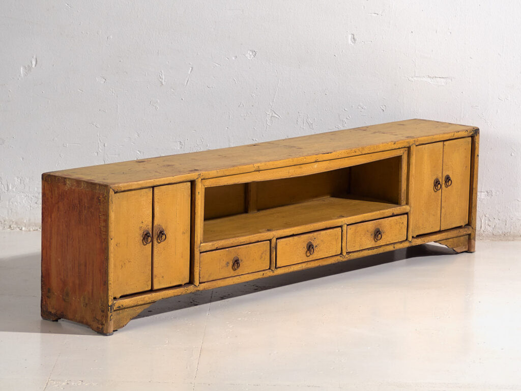 Mueble bajo antiguo de color amarillo (c.1900) #19