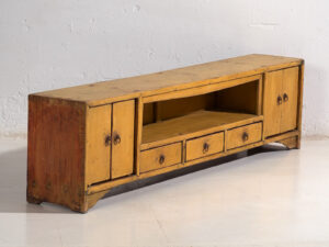 Mueble bajo antiguo de color amarillo (c.1900) #19