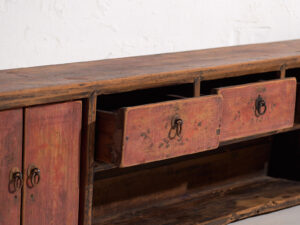 Mueble bajo antiguo con pátina de color rojo (c.1900) #29