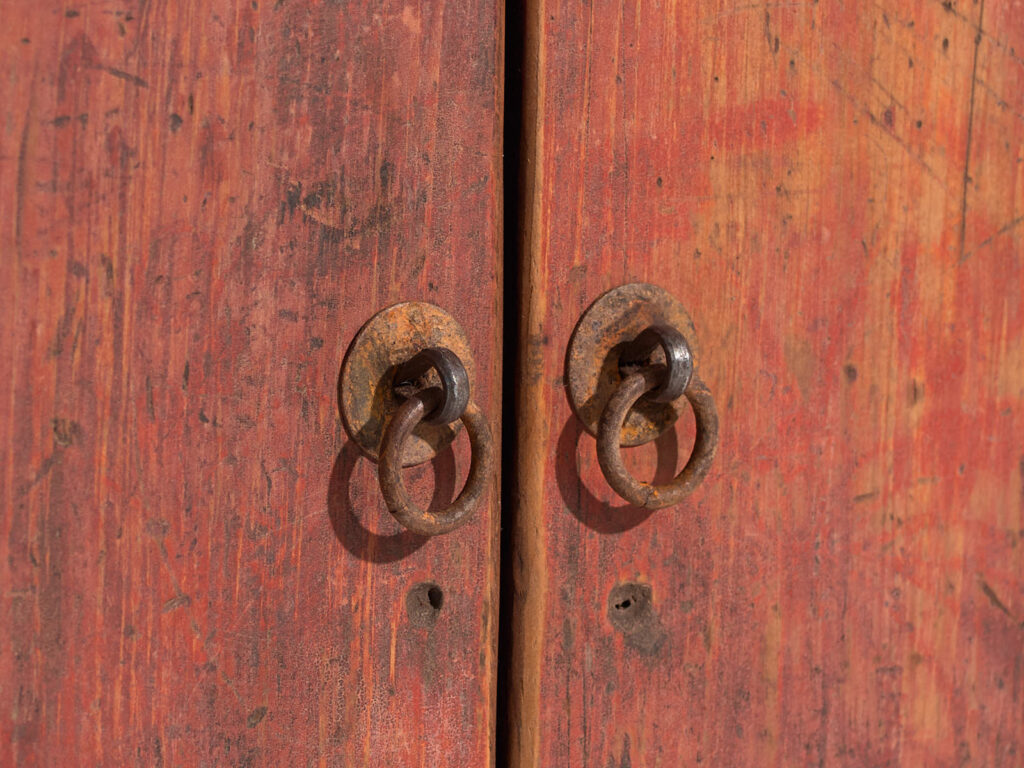 Mueble bajo antiguo con pátina de color rojo (c.1900) #29