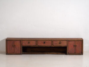 Mueble bajo antiguo con pátina de color rojo (c.1900) #29