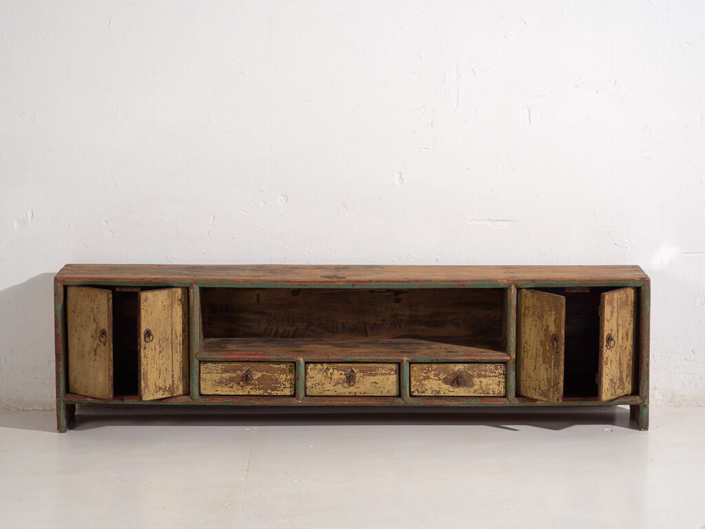 Antiguo mueble bajo de estilo wabi sabi (c.1900) #35