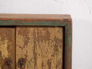 Antiguo mueble bajo de estilo wabi sabi (c.1900) #35