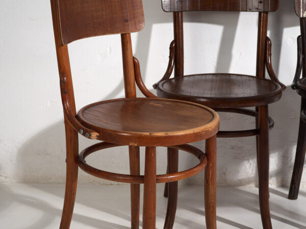 Antiguas sillas de comedor de madera curvada (c.1920). Conjunto de 4 piezas #6