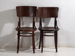 Antiguas sillas de comedor de madera curvada (c.1920). Conjunto de 4 piezas #6