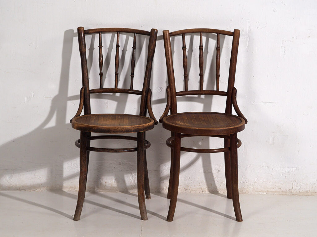 Sillas de comedor antiguas de madera curvada (c.1920). Conjunto de 6 piezas #2