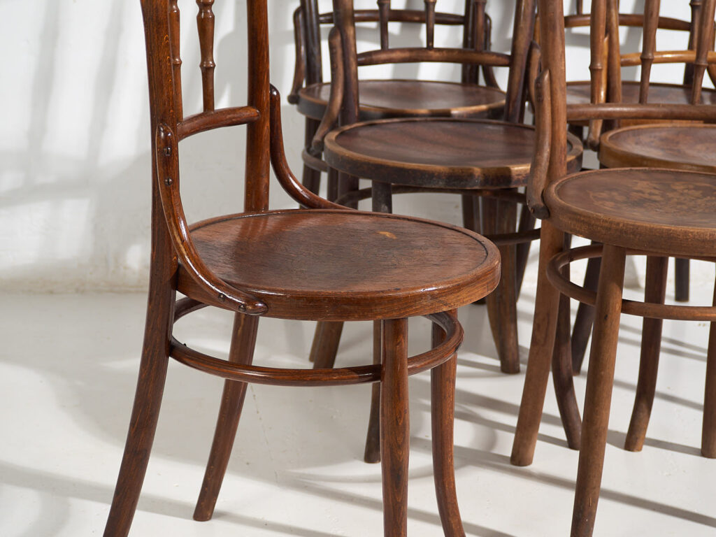 Sillas antiguas de estilo café parisino (c.1920). Conjunto de 6 piezas #3