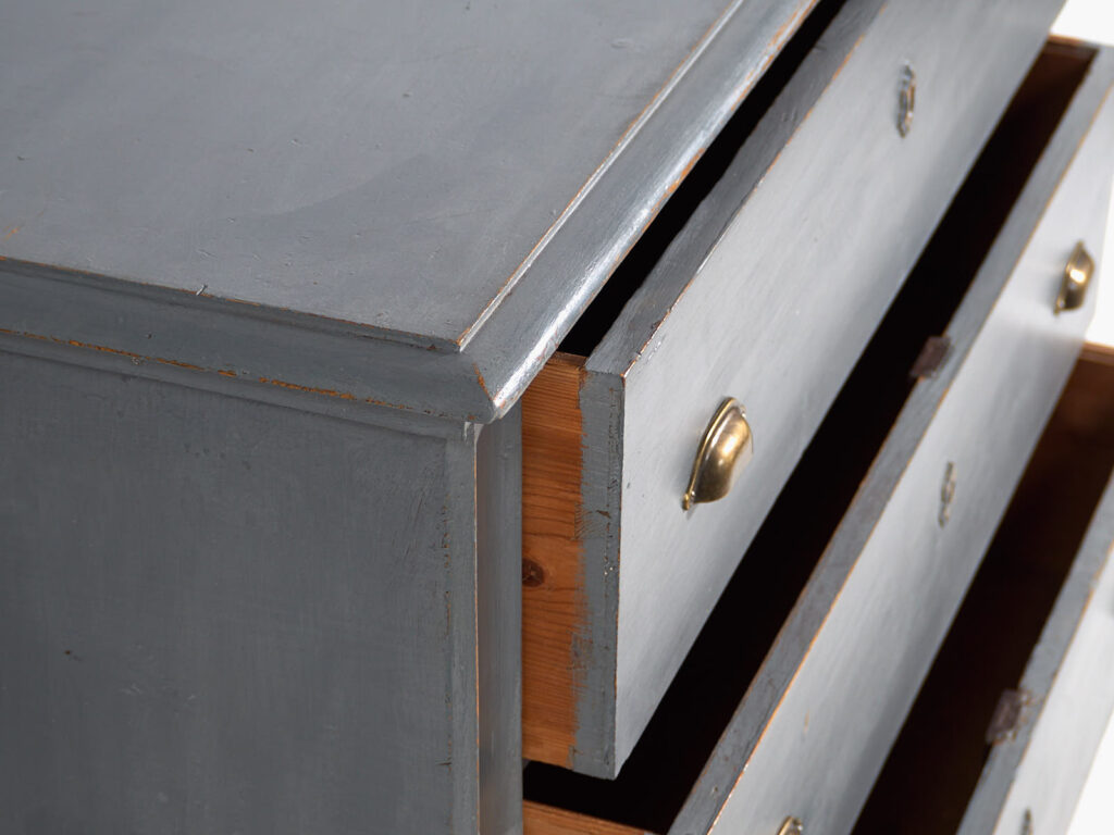 Antique gray chest of drawers (c.1920) #2