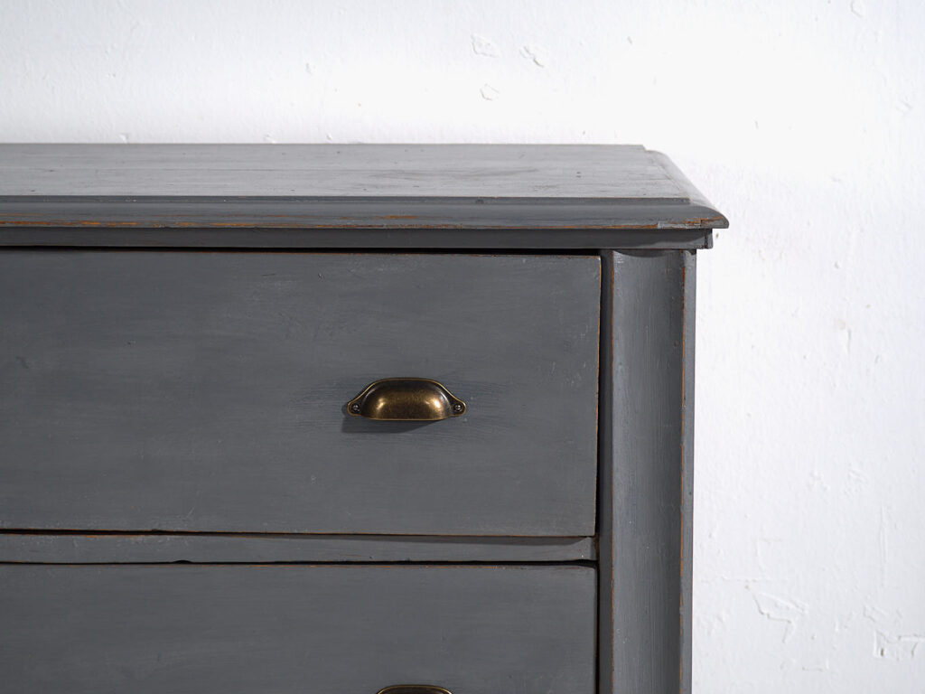 Antique gray chest of drawers (c.1920) #2
