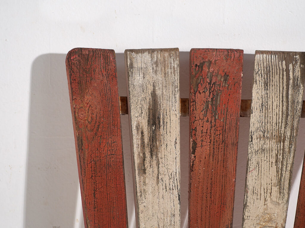 Sillas rojas de jardín antiguas (c.1920). Conjunto de 4 piezas #31