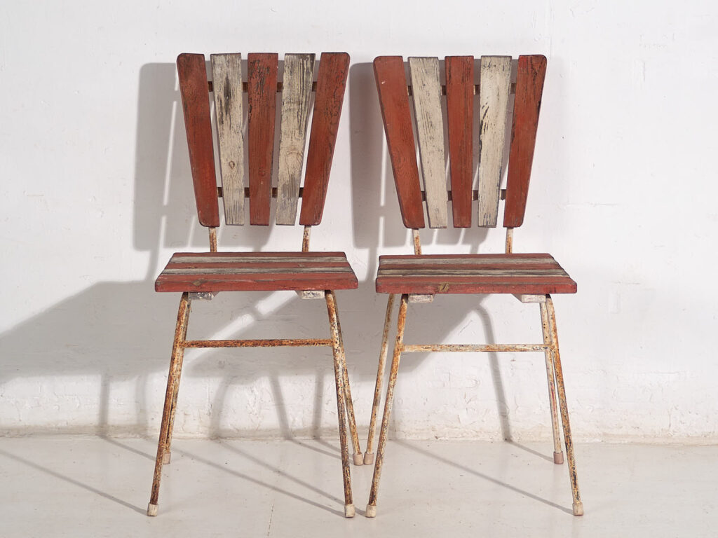 Sillas rojas de jardín antiguas (c.1920). Conjunto de 4 piezas #31