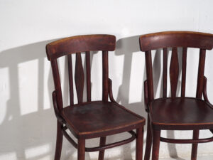 Sillas Thonet antiguas (c.1920). Conjunto de 2 piezas #1