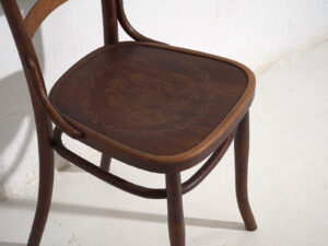 Sillas Thonet-Mundus antiguas (c.1920). Conjunto de 2 piezas #2