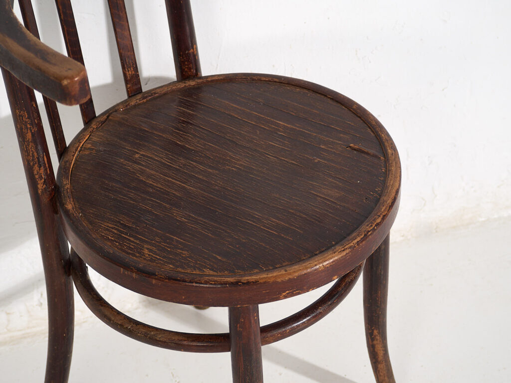 Sillas antiguas de madera curvada (c.1920). Conjunto de 4 piezas #2